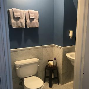 Queen Room Private Bathroom